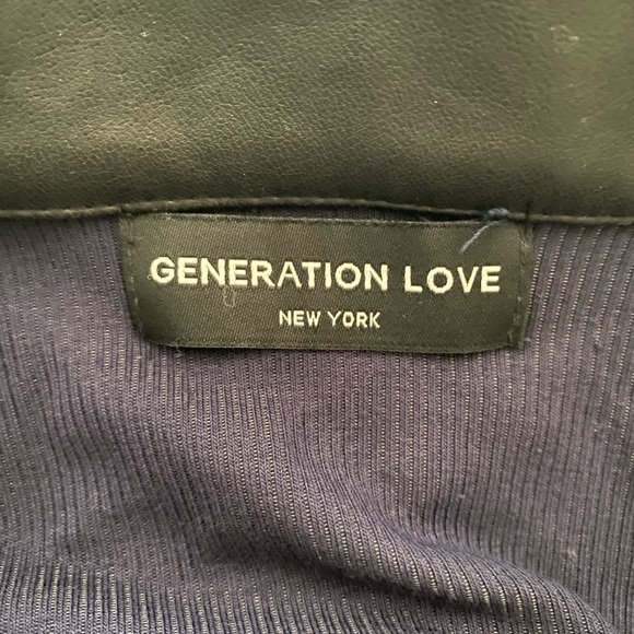 Generation Love Top - Picture 2 of 3